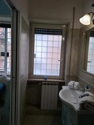 Bed & Breakfast Le Chat Bleu Rome Italy